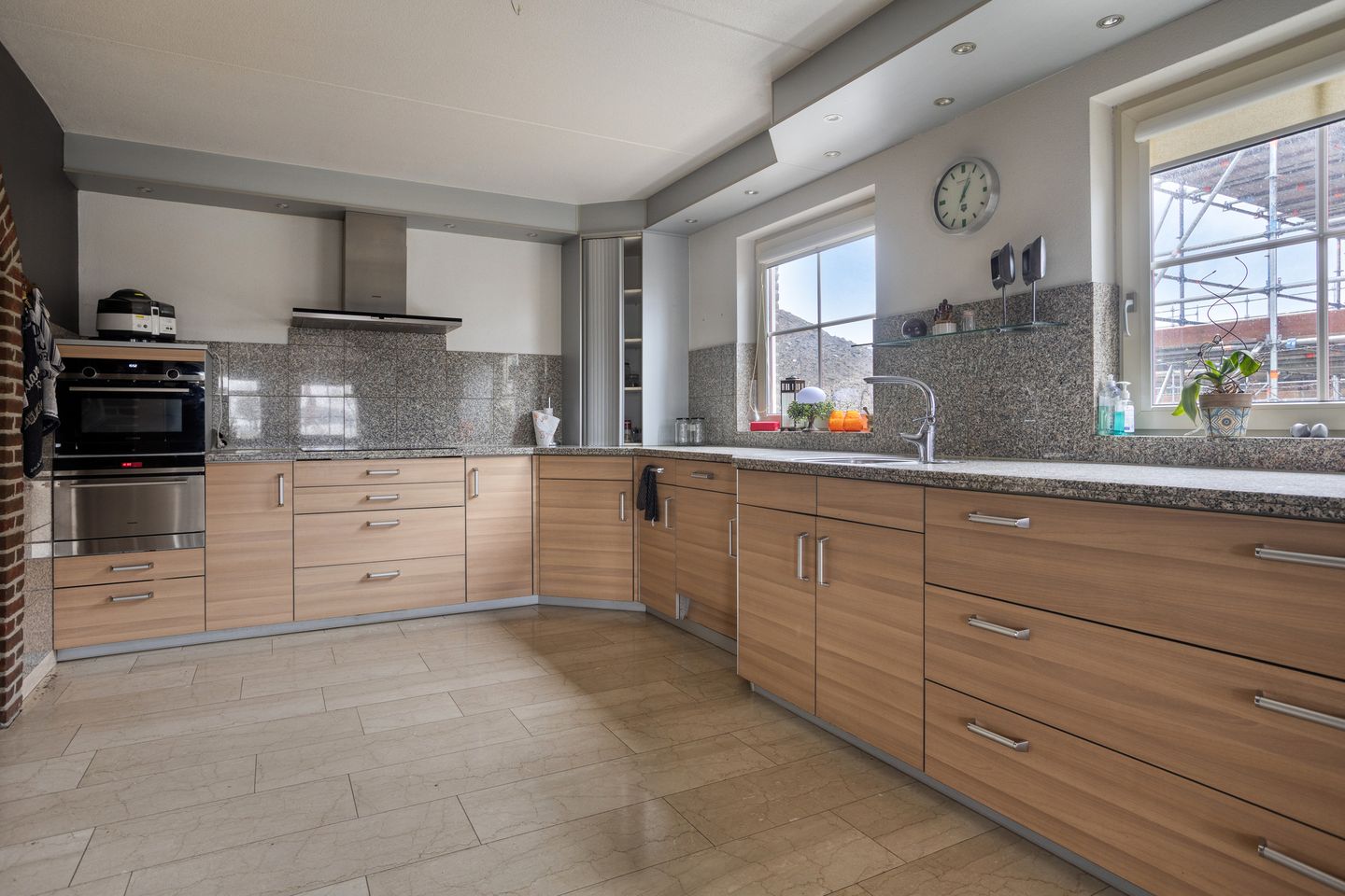 Foto 25 van H.M. Brouwerstraat 6