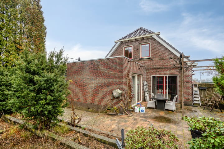 Vrijstaande woning te koop: H.M. Brouwerstraat 6, Winschoten