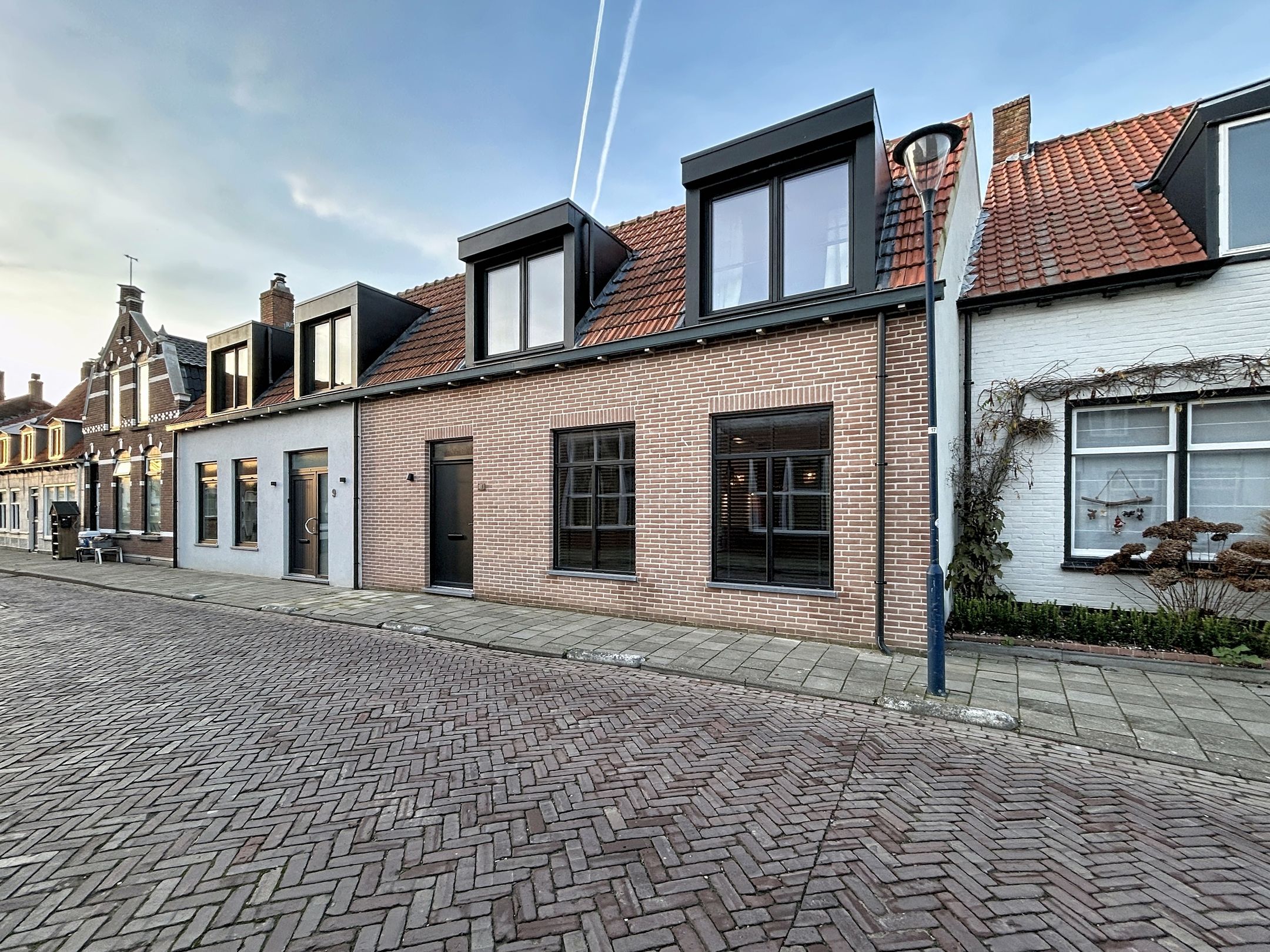 Dorpsstraat 11 