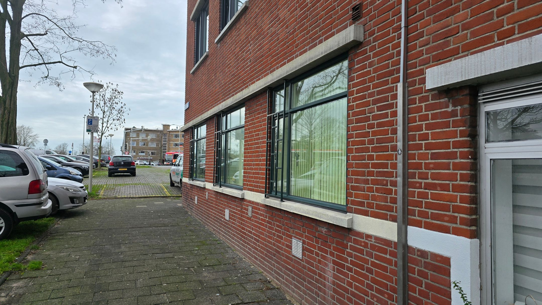 Foto 3 van Veluweplein 20