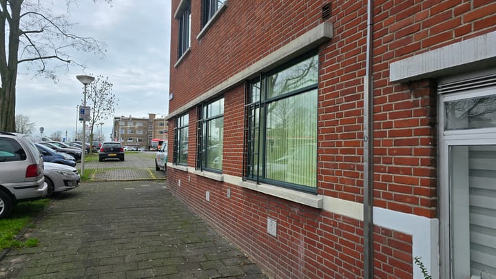 Foto 3 van Veluweplein 20