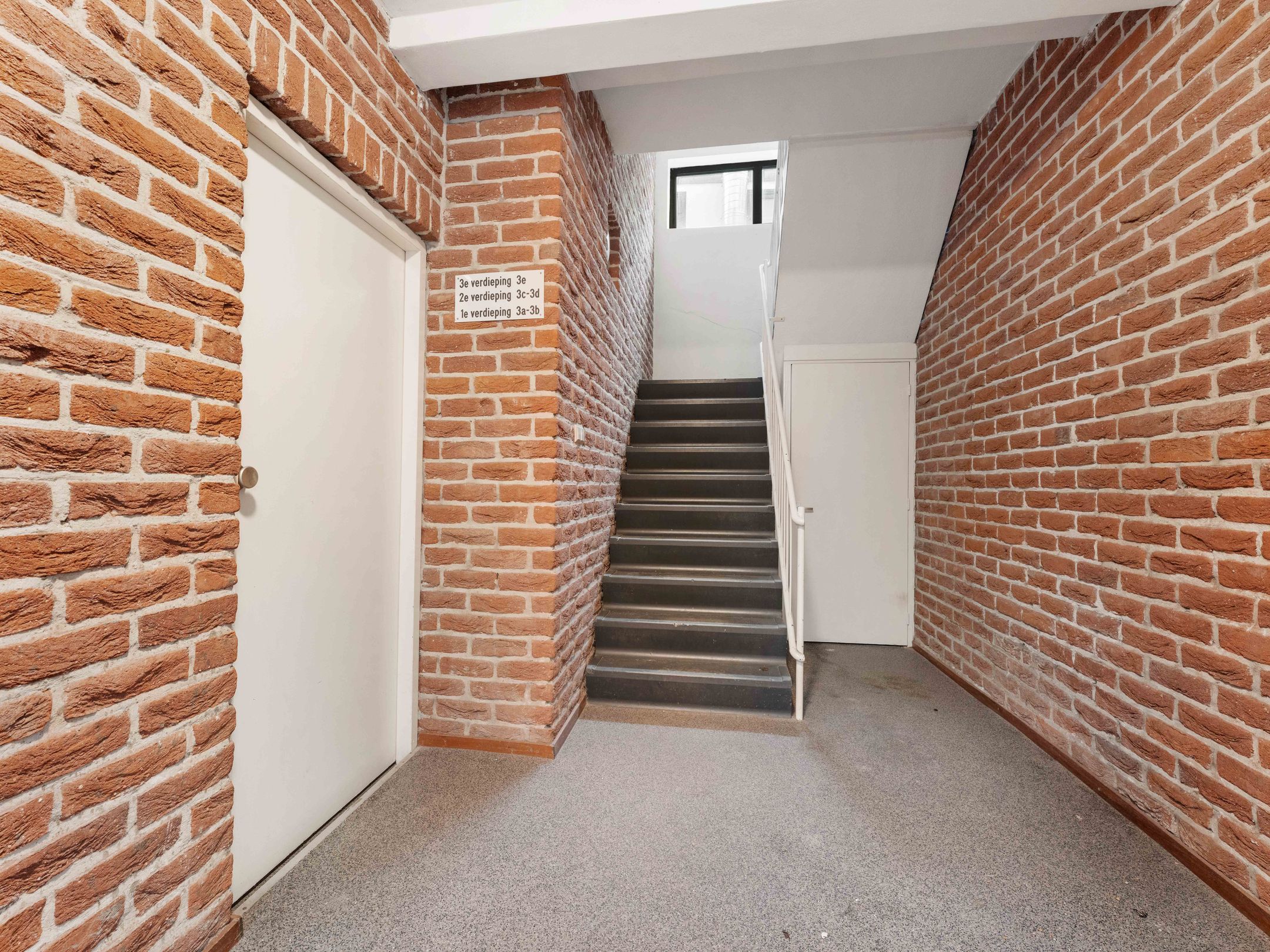 Photo 6 of Doelenstraat 3-D