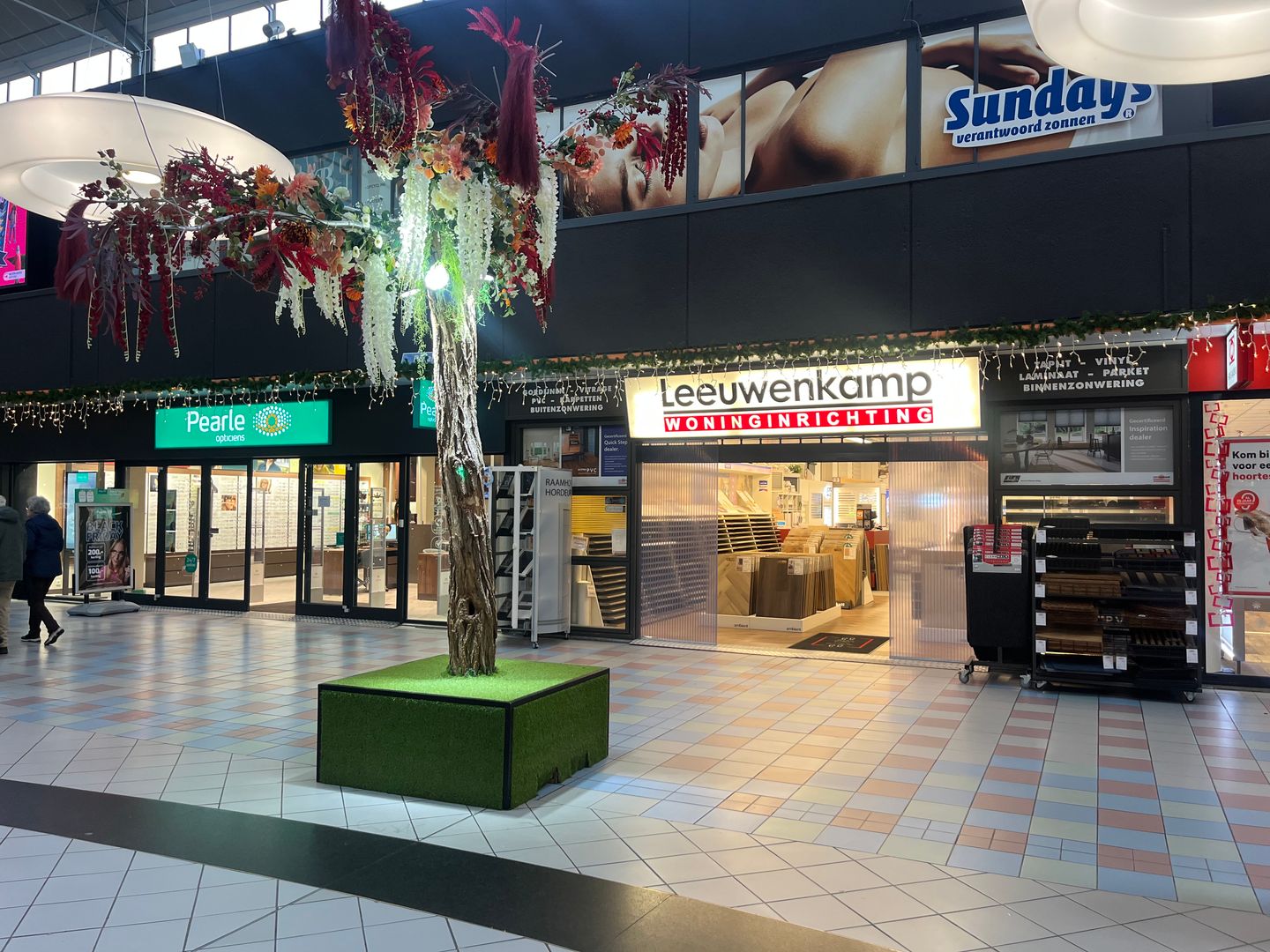 View photo 2 of Rivièradreef 28