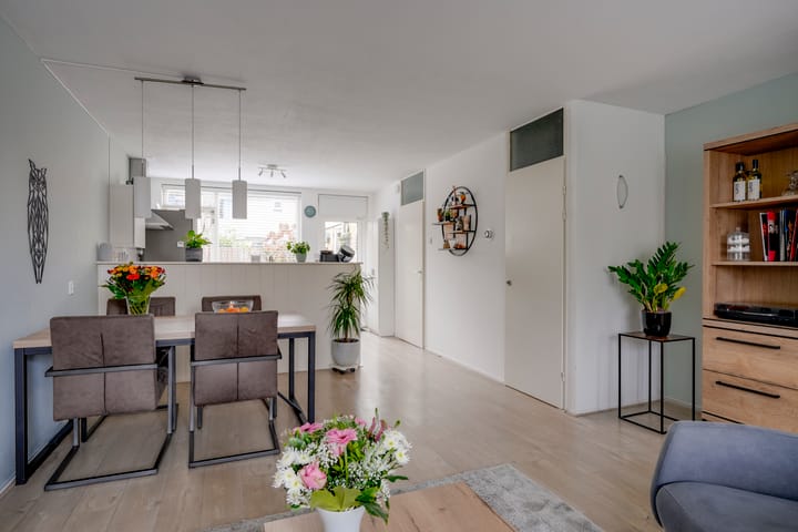 Foto 5 van Furkabaan 812