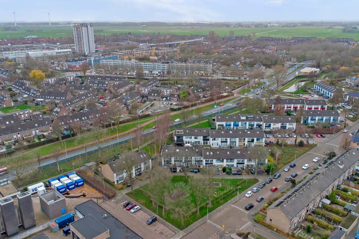 Foto 25 van Aldebaranstraat 21