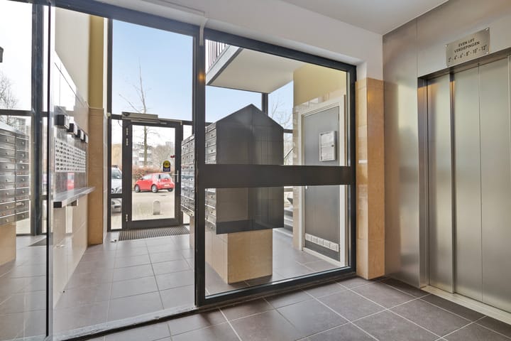 Foto 8 van Roggekamp 275