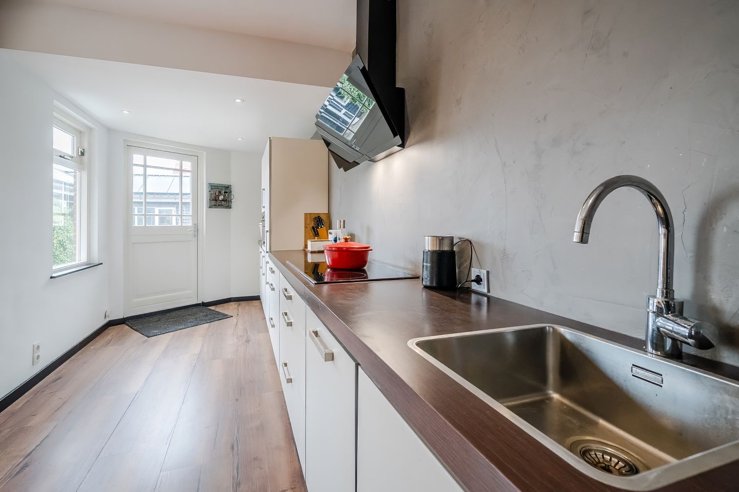 Photo 10 of Narcissenstraat 34