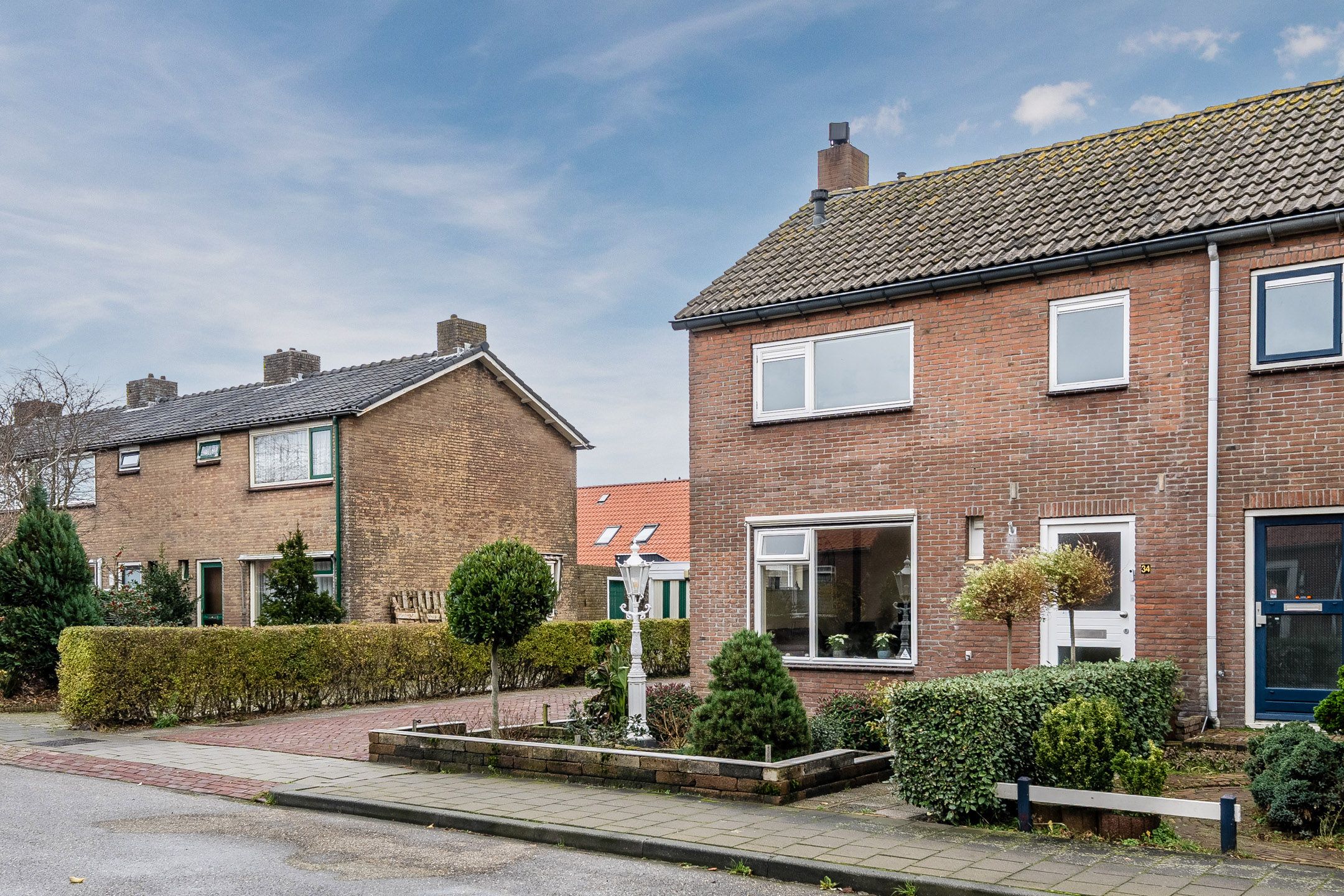 Photo 15 of Narcissenstraat 34