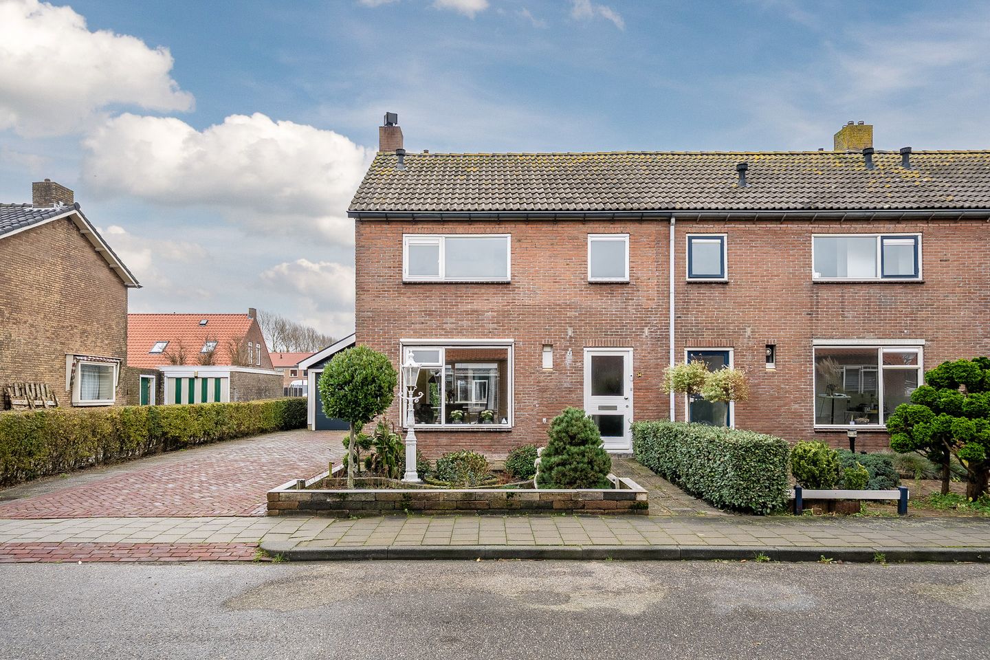 Photo 19 of Narcissenstraat 34