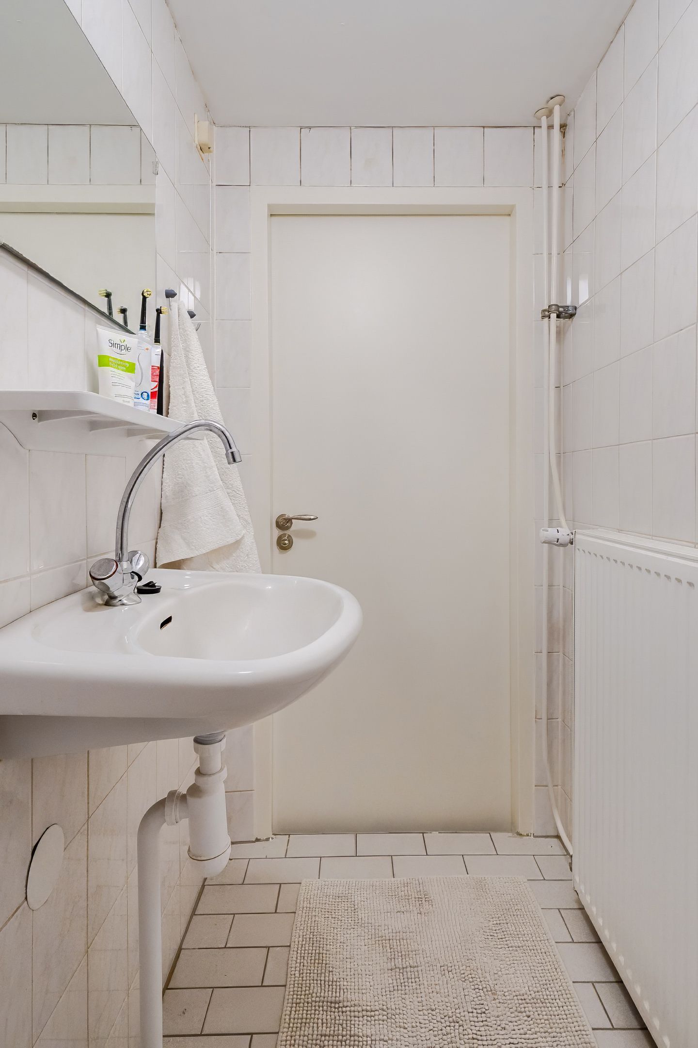 Photo 36 of Narcissenstraat 34