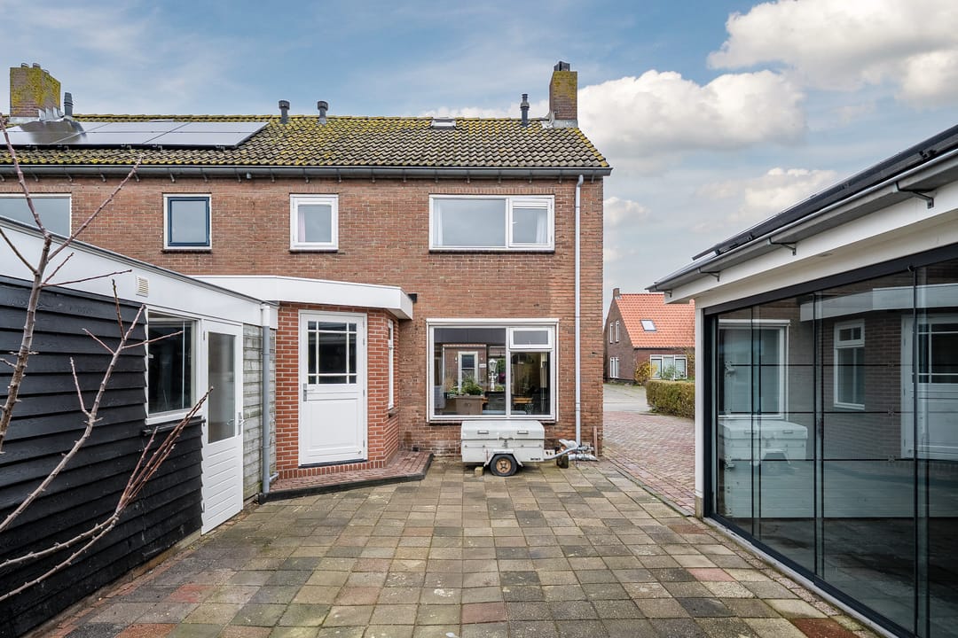 Photo 41 of Narcissenstraat 34