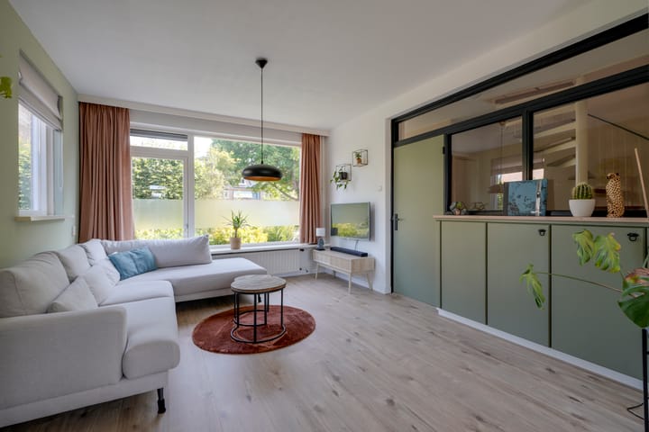 Photo 2 of Clarenburg 14