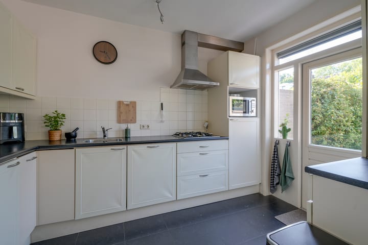 Photo 3 of Clarenburg 14