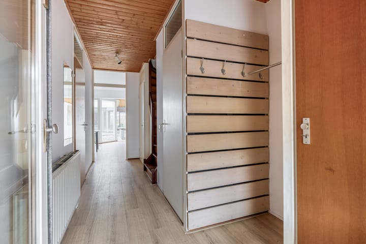 Photo 9 of Luchtenburg 127