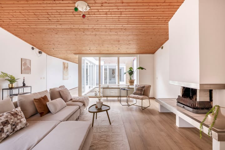 Photo 13 of Luchtenburg 127