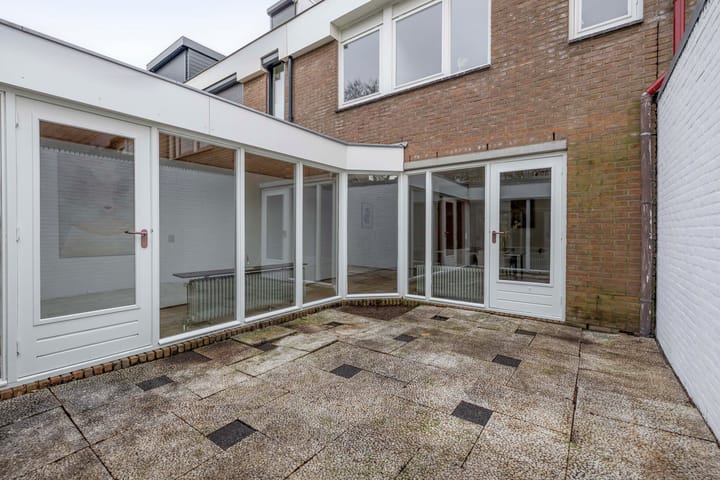 Photo 23 of Luchtenburg 127