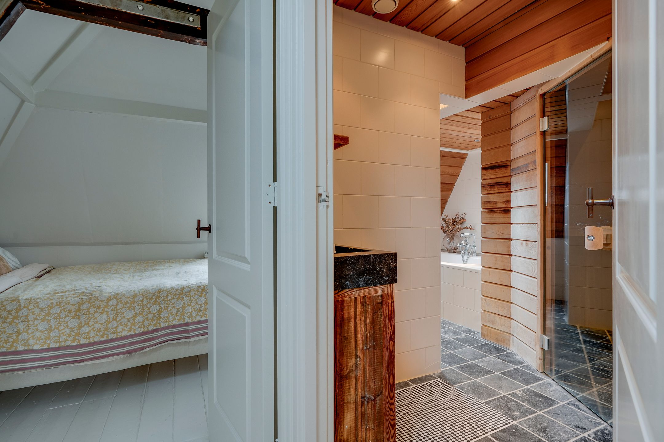 Foto 33 van Javastraat 16-BS