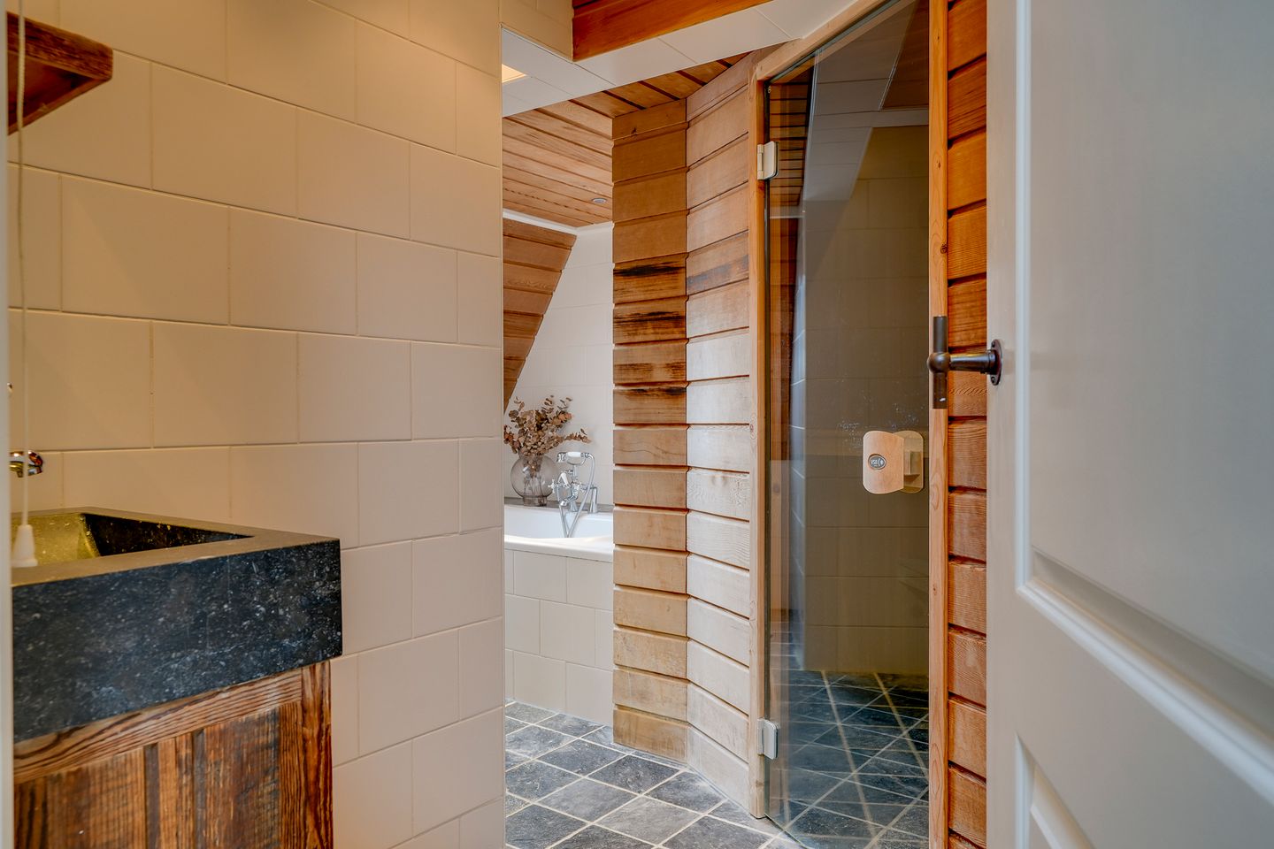 Foto 34 van Javastraat 16-BS