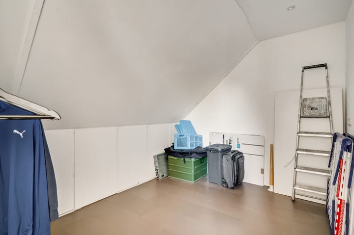 Foto 30 van Veldbloemstraat 17