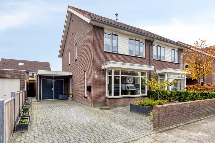 Foto 7 van Rosa Spierweg 37