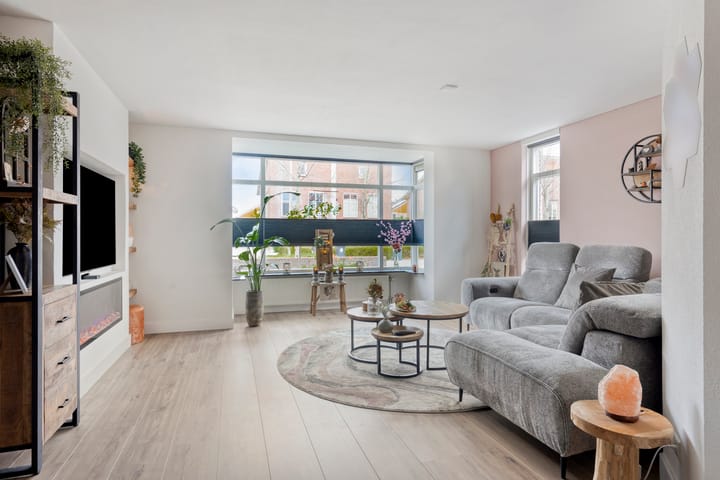 Foto 11 van Rosa Spierweg 37