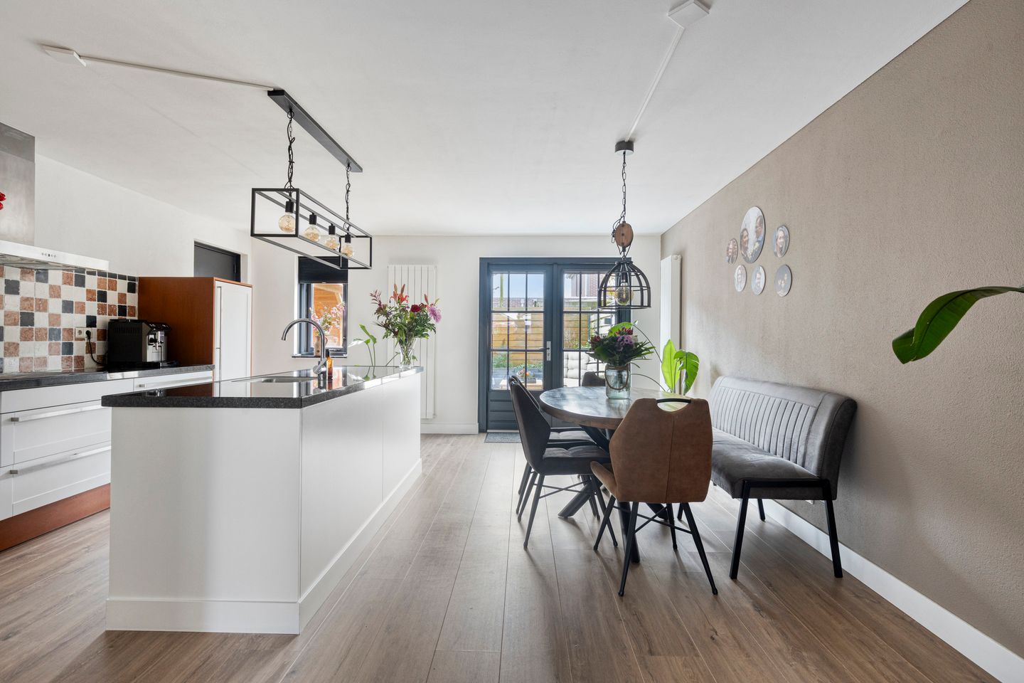 Foto 19 van Rosa Spierweg 37