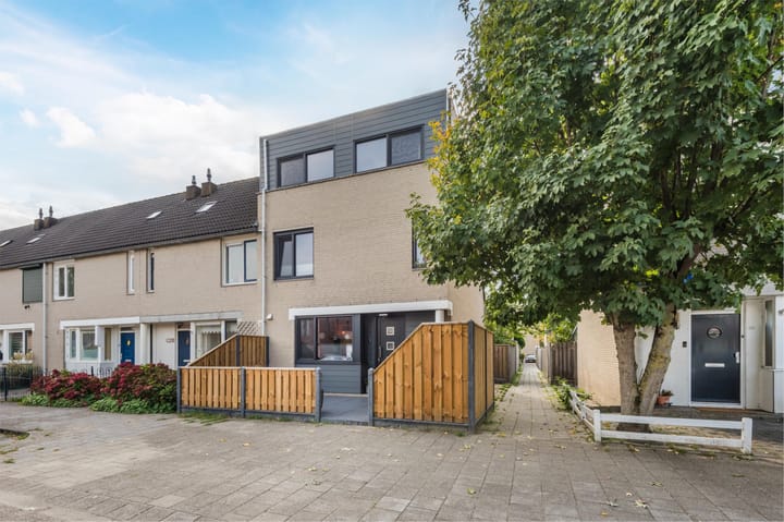 Foto 2 van W.M. Dudokstraat 51