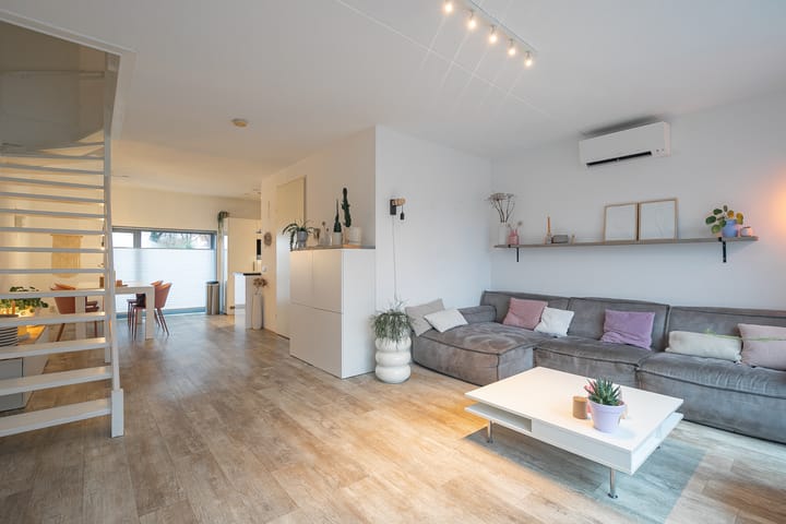 Photo 2 of Limburgiaplantsoen 31