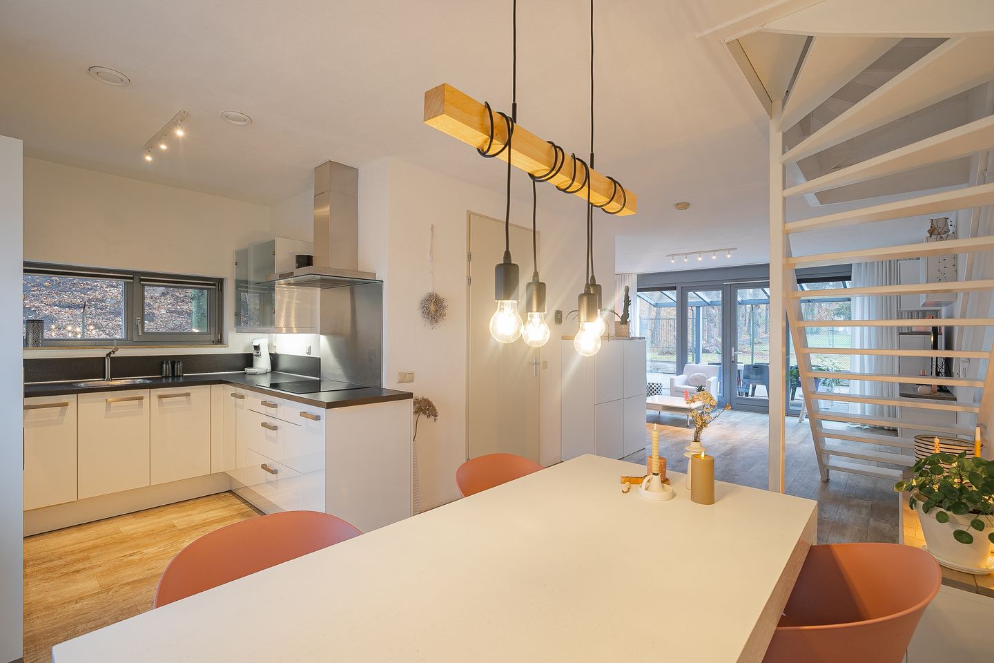 Foto 10 van Limburgiaplantsoen 31