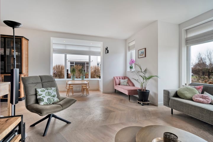 Photo 7 of Moonenlaan 108