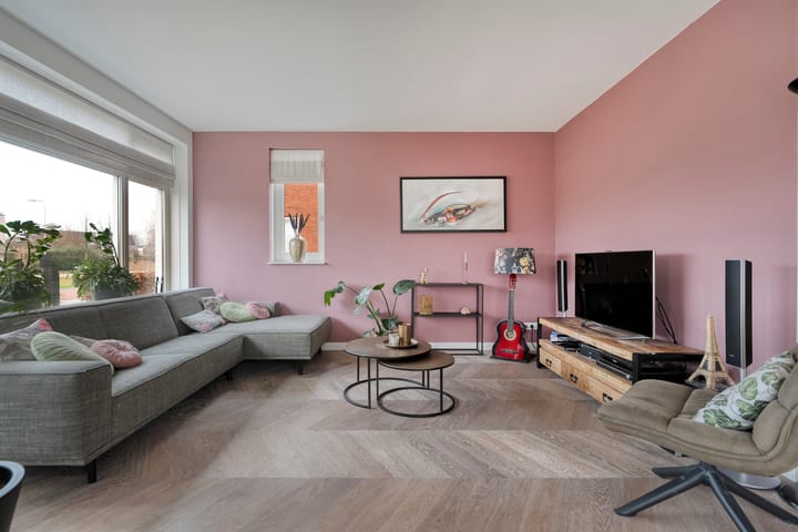 Photo 9 of Moonenlaan 108