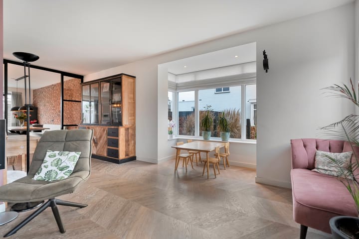 Photo 10 of Moonenlaan 108