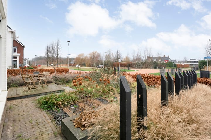 Photo 48 of Moonenlaan 108