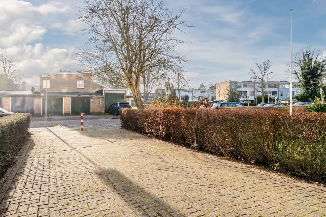 Photo 32 of Jan van Goyenstraat 268