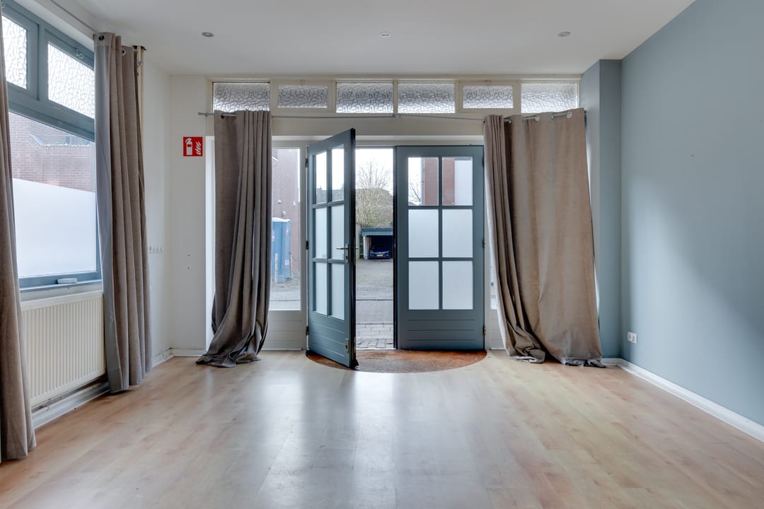 Photo 8 of Schoolstraat 5