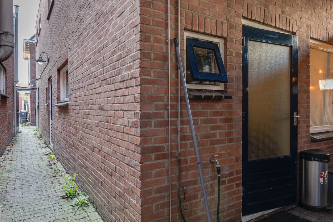 Photo 16 of Schoolstraat 5