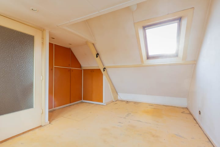 Foto 12 van Huigsloterdijk 18