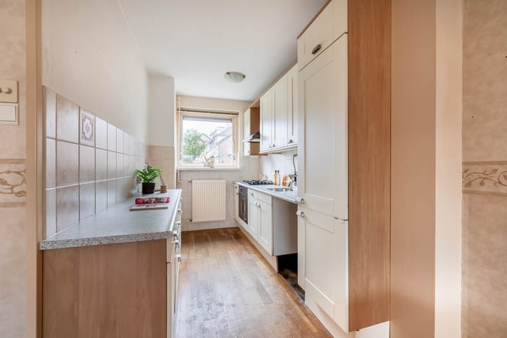 Photo 20 of Esdoornstraat 3