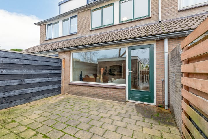 Photo 22 of Esdoornstraat 3