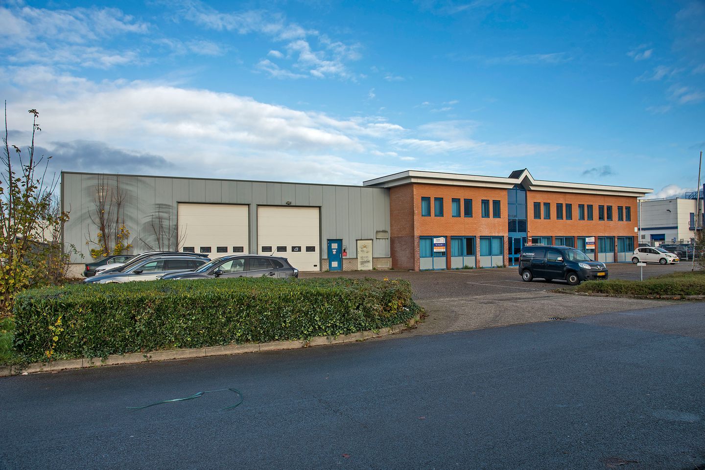 Bekijk foto 1 van Bedrijvenpark Twente 17