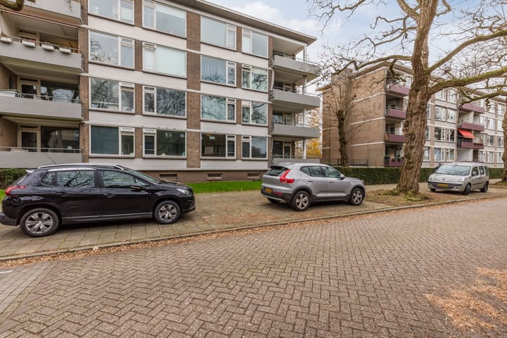 Photo 34 of Veldmaarschalk Montgomerylaan 739