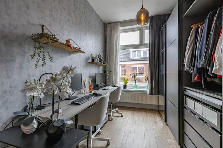 Foto 32 van Kees de Haanstraat 30