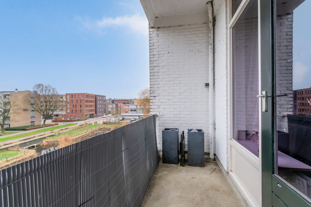 Foto 8 van Schrijverspark 145-02