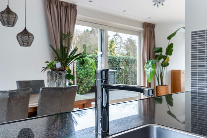 Foto 15 van Julianastraat 25-A