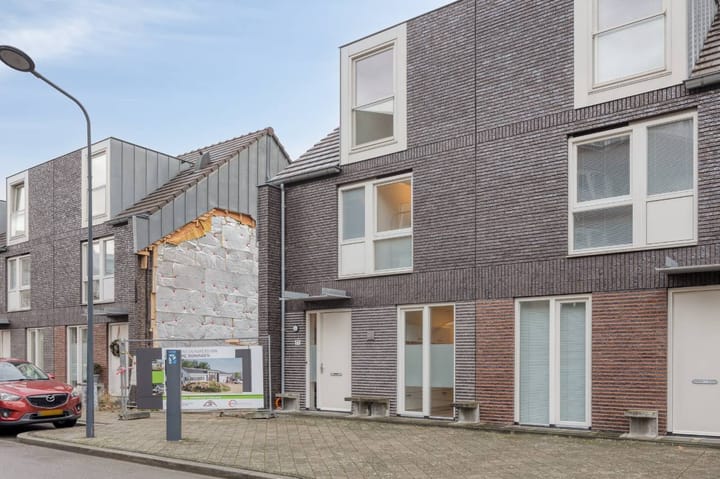 Foto 28 van Heugemerweg 77