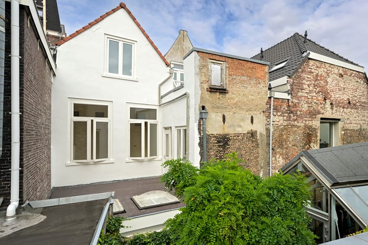 Foto 31 van Papestraat 22-A