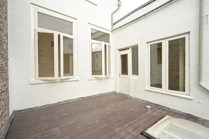 Foto 30 van Papestraat 22-A