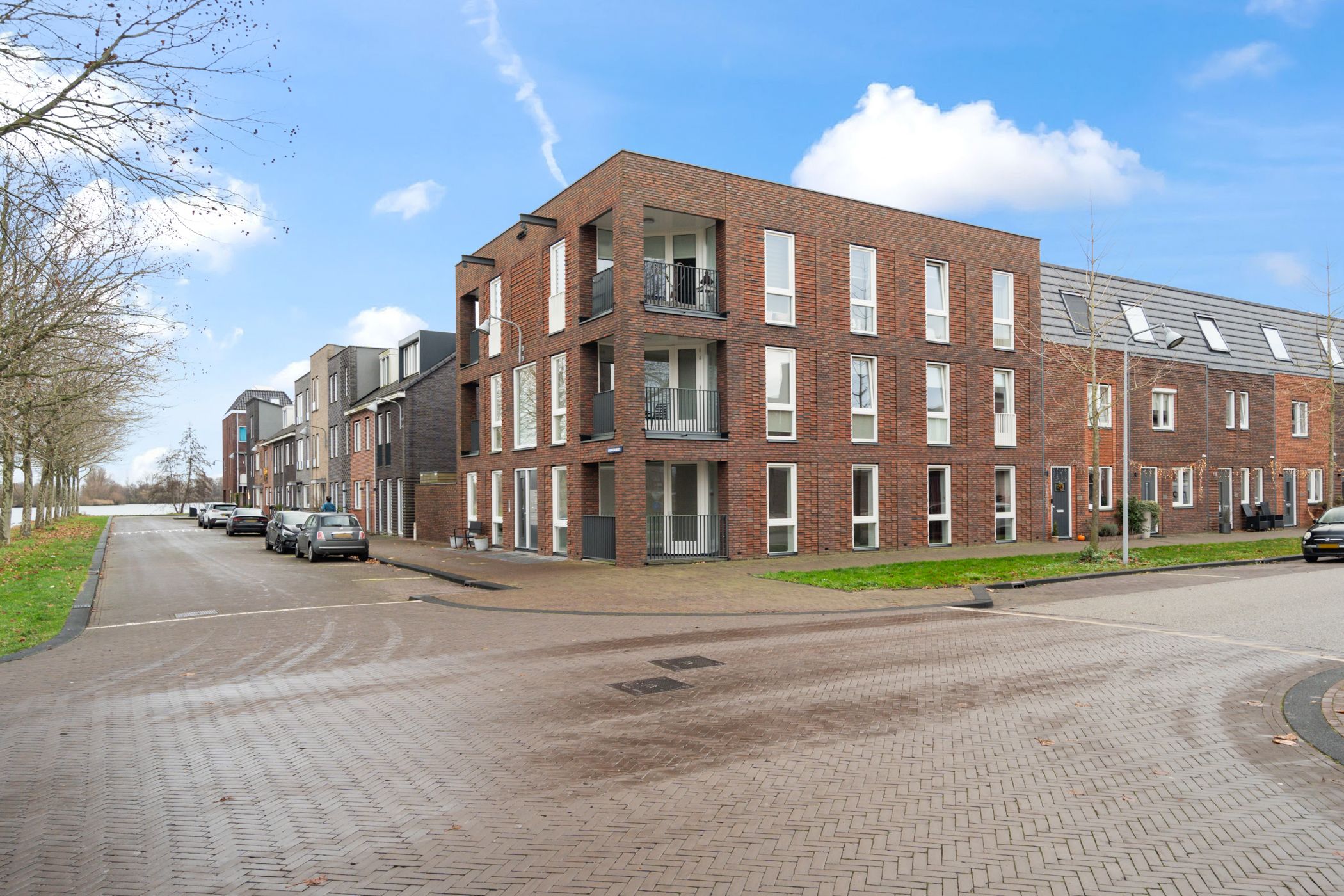 Foto 3 van Ladogameer 79