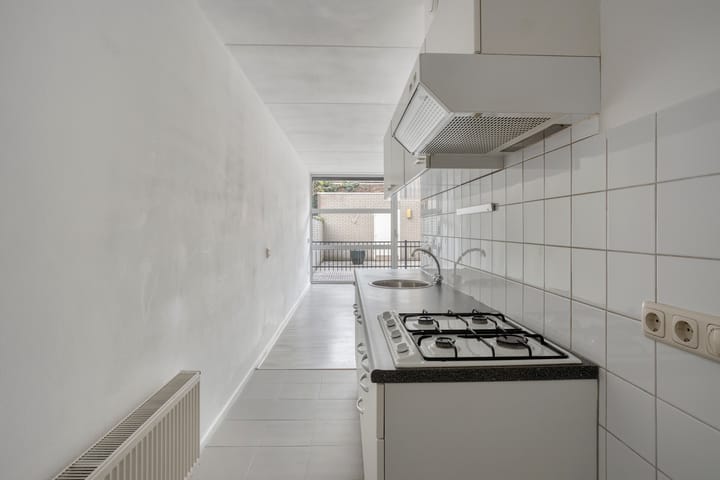 Photo 8 of Tischbeinstraat 6-A02