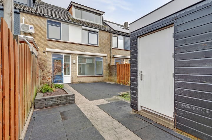 Photo 2 of Pinksterbloemstraat 8